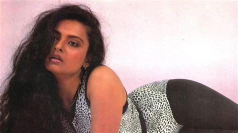 bollywood nude photos|Bollywood everygreen star rekha in her 14 sexy nude photos